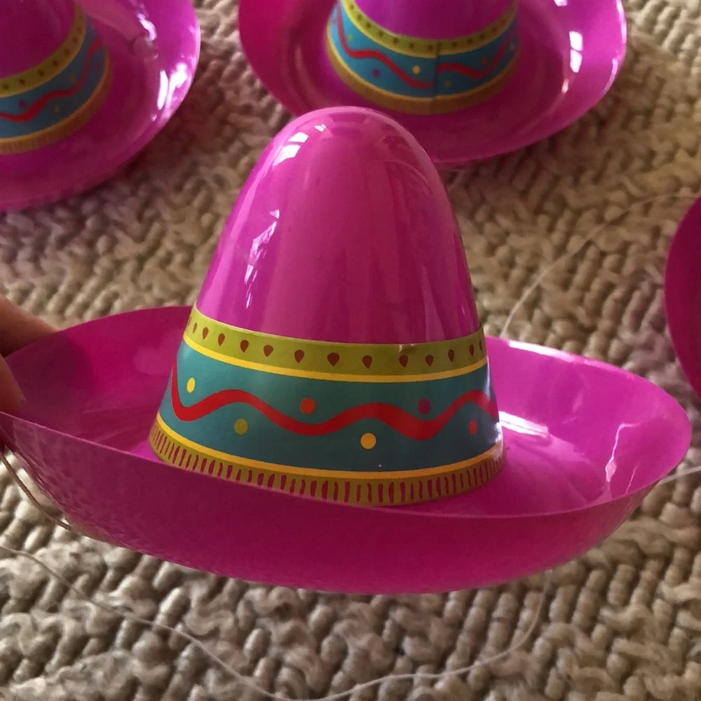 10 - Cinco De Mayo plastic sombrero party hats